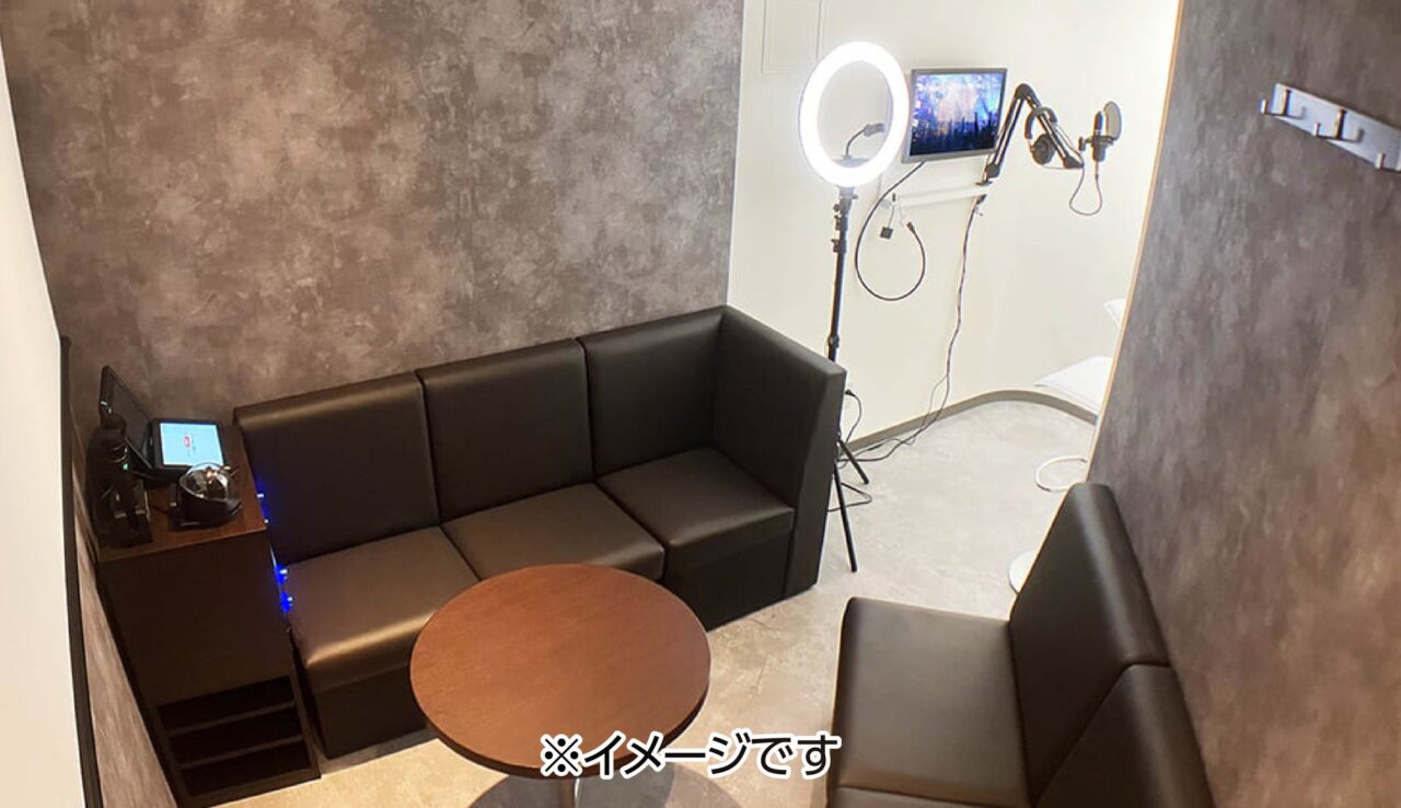 ジャンカラのKARAOKE TAKE ROOM
